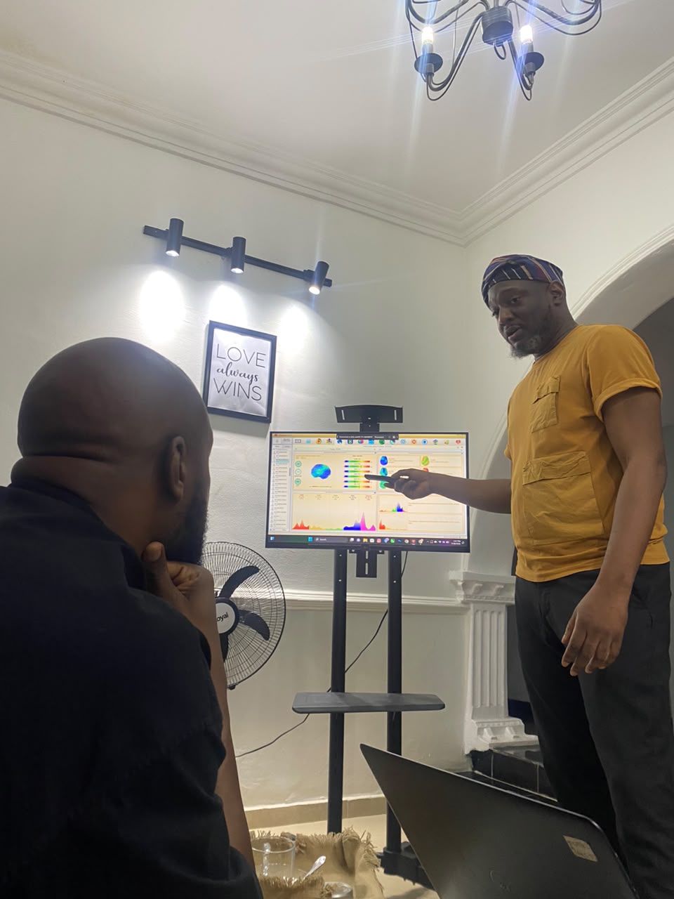 HRV results explained during a personal consultation at Joes Energy House