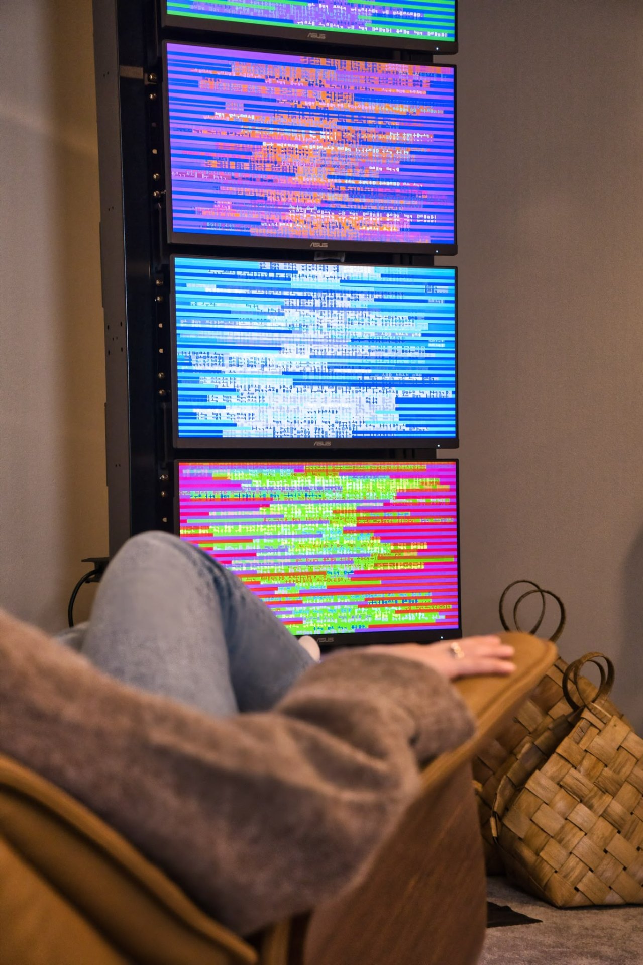 Overstimulated everyday life – screens and impressions